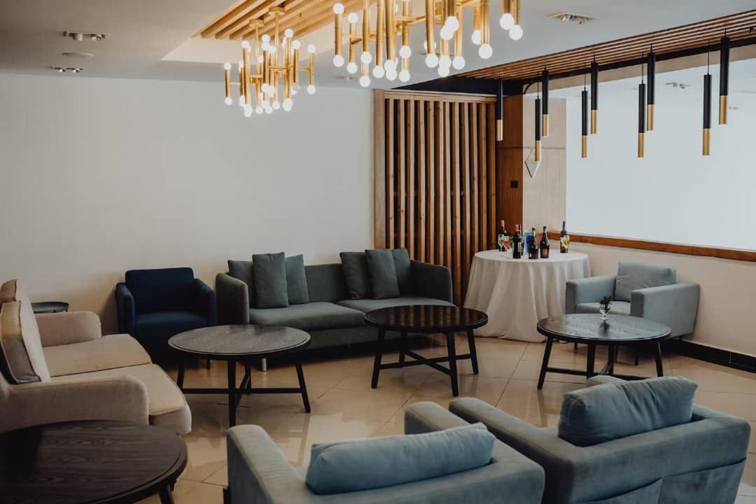 Mazeki Addis Boutique Hotel Extérieur photo