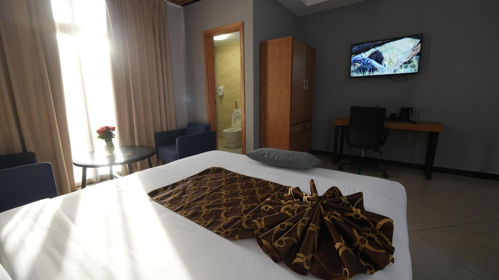 Mazeki Addis Boutique Hotel Extérieur photo